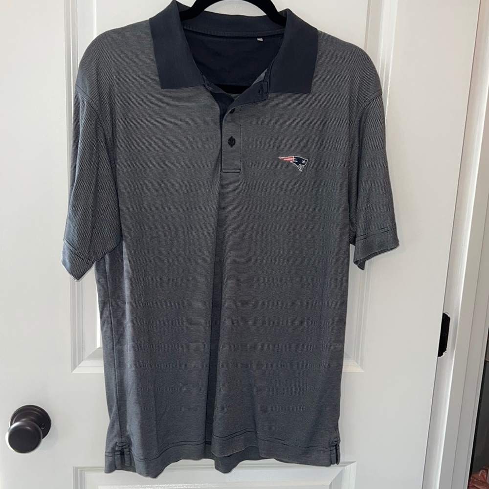 Mens striped performance polo patriots navy/ white tag worn but likely mens med